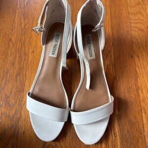 Steve Madden Women's White Courts